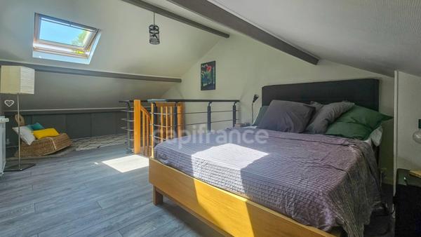 Appartement à vendre 4 pièces ETAMPES (91) avec garage, buanderie, cave et terrain clos.