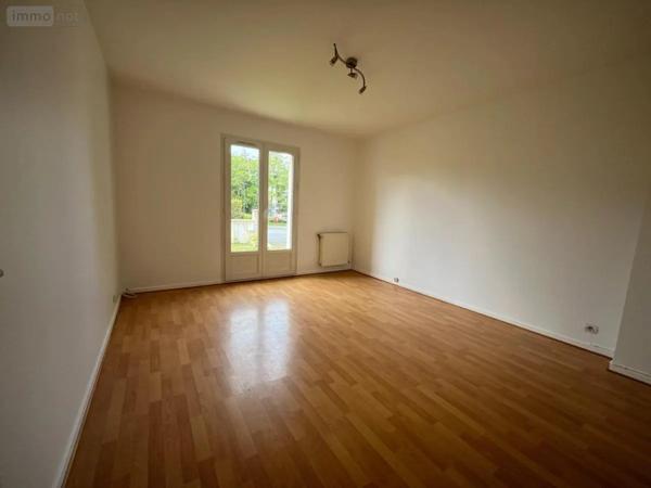 Location - Maison Cormontreuil 51350 7 pièces 166 m 2 1080 m 2