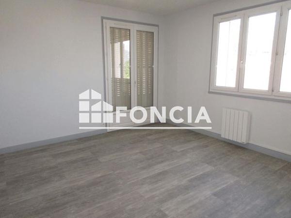 Location Studio 30.25 m² - 63 RUE DU DRAC Grenoble 38000