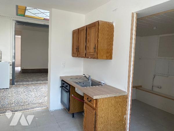 Maison de ville à WALLERS
Proche des axes autoroutiers VALENCIENNES-LILLE