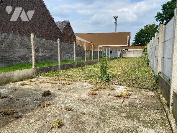 Maison de ville à WALLERS
Proche des axes autoroutiers VALENCIENNES-LILLE