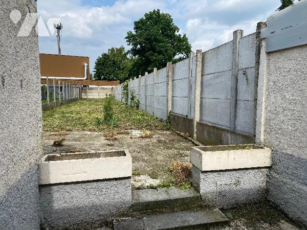 Maison de ville à WALLERS
Proche des axes autoroutiers VALENCIENNES-LILLE