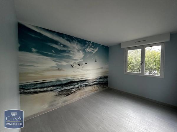 Appartement à louer 3 pièces 66.58m² Blois (41000)