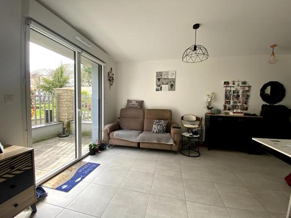 LA BAULE PROCHE CENTRE ET PLAGE GRAND STUDIO RECENT AVEC CAVE