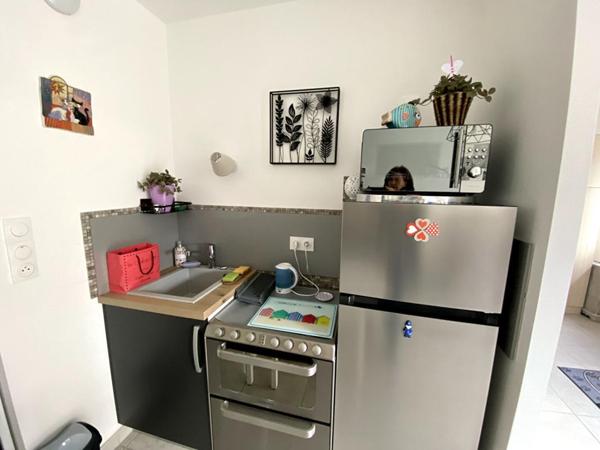 LA BAULE PROCHE CENTRE ET PLAGE GRAND STUDIO RECENT AVEC CAVE