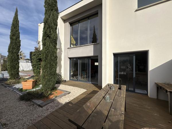 Maison à vendre 7 pièces SAINT MEDARD EN JALLES (33)
