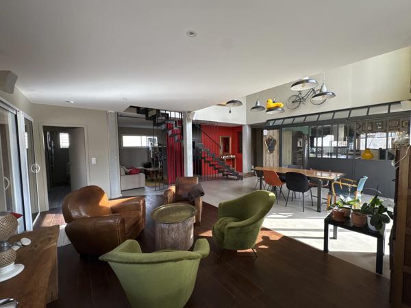 Maison à vendre 7 pièces SAINT MEDARD EN JALLES (33)