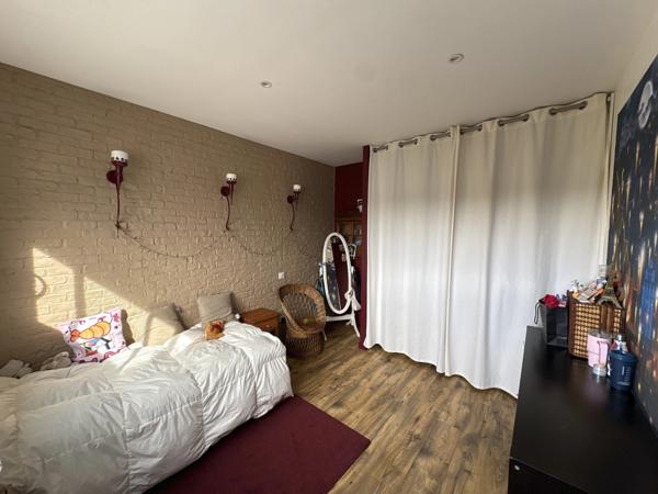 Maison à vendre 7 pièces SAINT MEDARD EN JALLES (33)