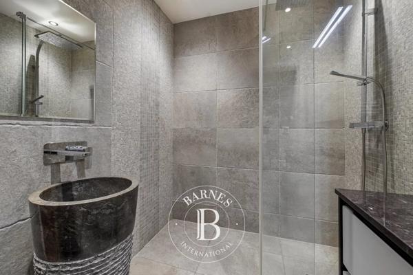 Versailles, Appartement 2 Chambres -  81 m² à vendre