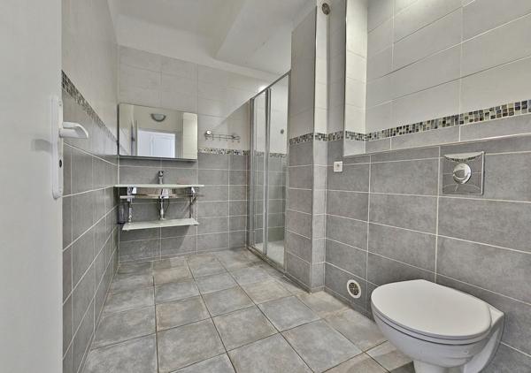 AJACCIO Saint Jean - joli T3 traversant  Ajaccio (20090)