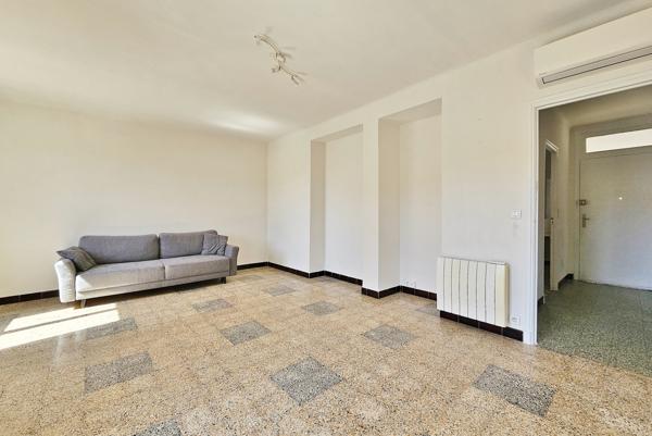 AJACCIO Saint Jean - joli T3 traversant  Ajaccio (20090)