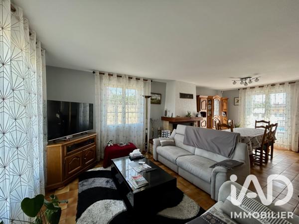 Maison à vendre 5 pièces 138 m² Brain-sur-Allonnes