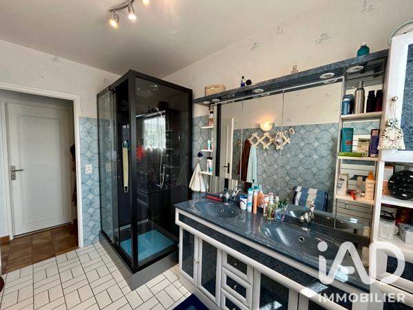 Maison à vendre 5 pièces 138 m² Brain-sur-Allonnes