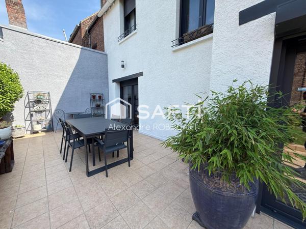 MAISON BOURGEOISE ENTIEREMENT RENOVEE