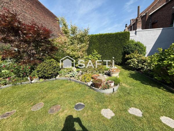 MAISON BOURGEOISE ENTIEREMENT RENOVEE