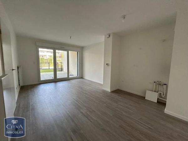 Appartement à louer 2 pièces 42.57m² Chartres (28000)