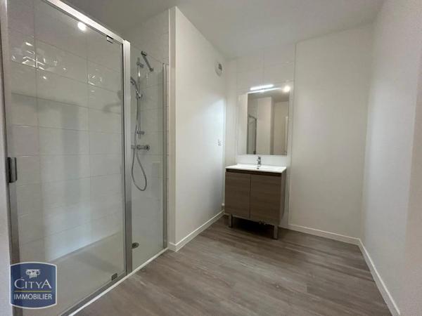 Appartement à louer 2 pièces 42.57m² Chartres (28000)