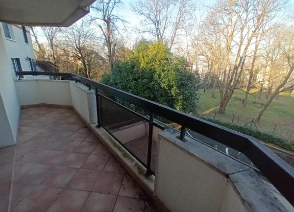 Appartement à vendre    4 pièces • 83,79 m2 Châtillon