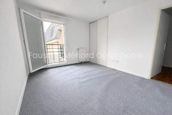 Appartement 2 pièces récent, balcon, parking en sous-sol, DPE C