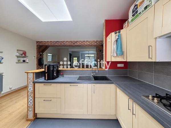 Maison
         4 pièces
        - 115 m² 269 000 € *