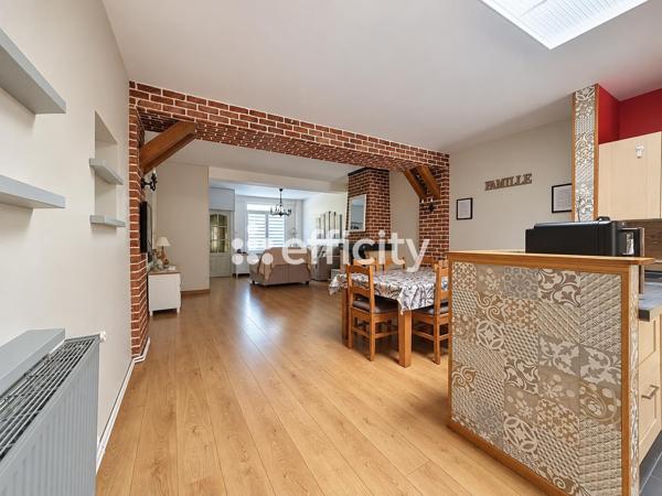 Maison
         4 pièces
        - 115 m² 269 000 € *