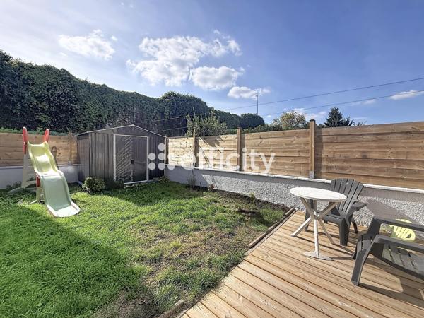 Maison
         4 pièces
        - 115 m² 269 000 € *