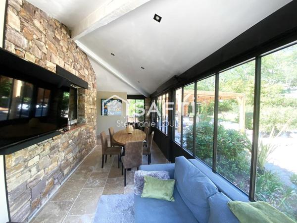 MAS EN PIERRE RENOVE - PRESTATIONS HAUT DE GAMME