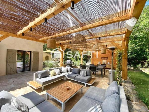 MAS EN PIERRE RENOVE - PRESTATIONS HAUT DE GAMME