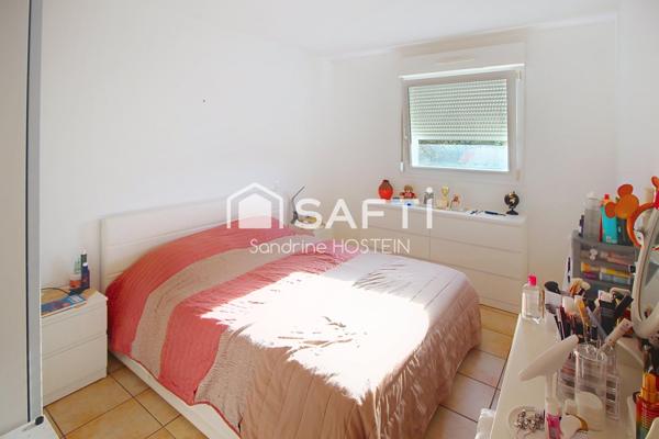 Bel appartement de 63m2 2 Chambres, Terrasse, cave et garage!