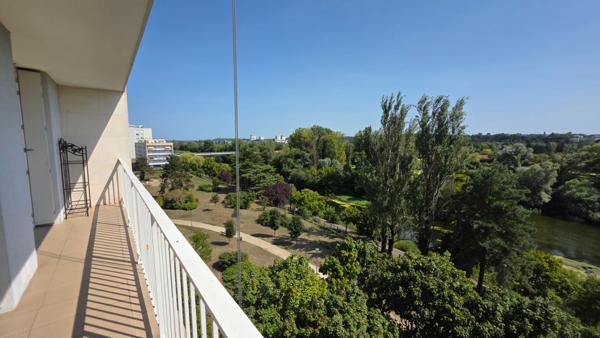 A VENDRE 37000 TOURS - Appartement 4 pièces de 72.60 m²