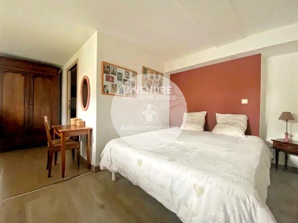 Vente                                                      Maison
                        
                     9 pièces                      250 m2                     à Saint-Brevin-les-Pins