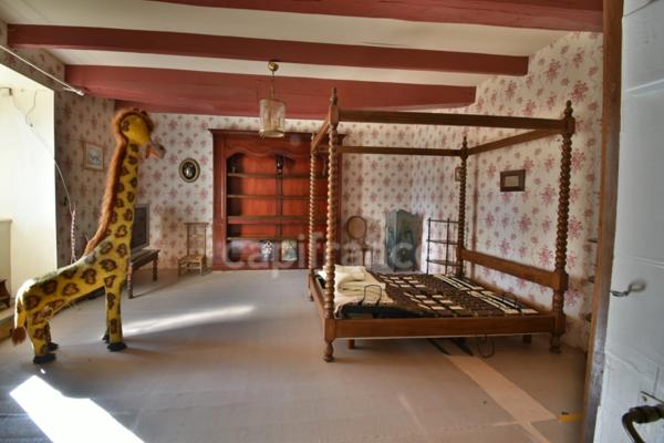 Maison en pierre de 4 chambres