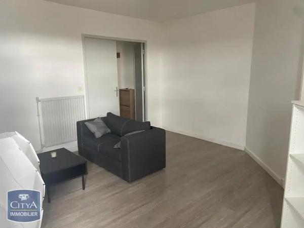 Appartement à louer 1 pièce 50.65m² Agen (47000)