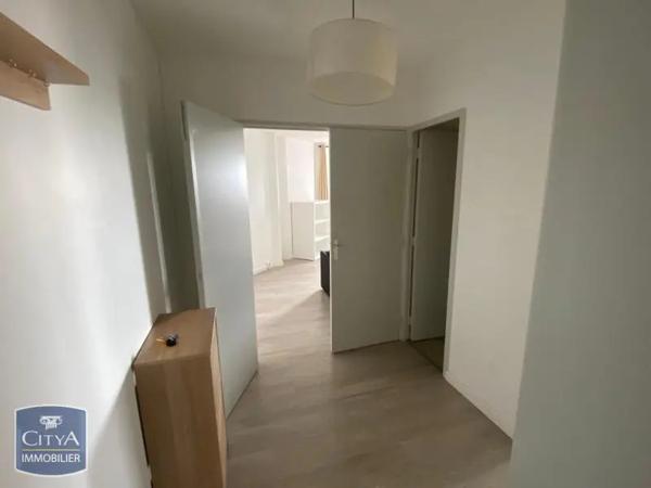 Appartement à louer 1 pièce 50.65m² Agen (47000)