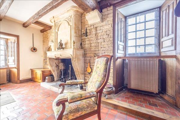 Maison à vendre |  Mazières-sur-Béronne |  10 pièces | 254 m²