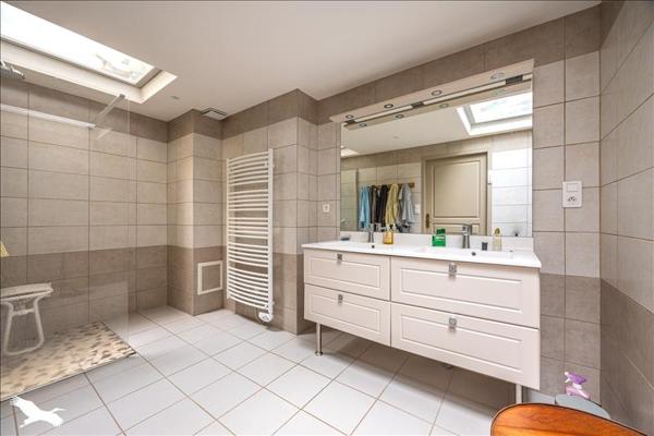 Maison à vendre |  Mazières-sur-Béronne |  10 pièces | 254 m²