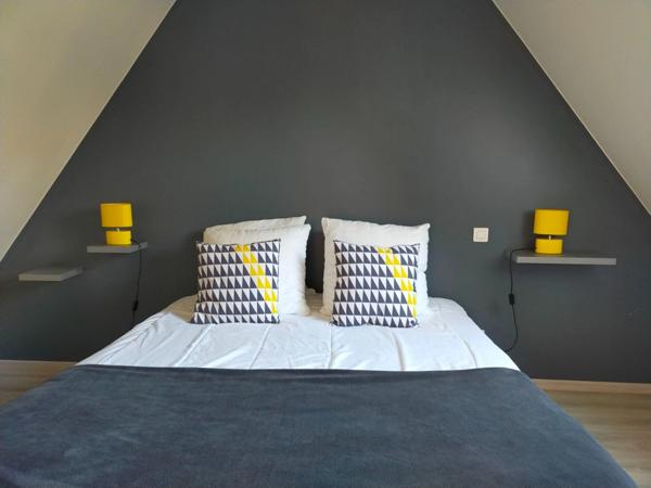 Propriete à vendre 12 pièces RIEC SUR BELON (29) Chaumières - 4 logements - Terrain de 5600m²