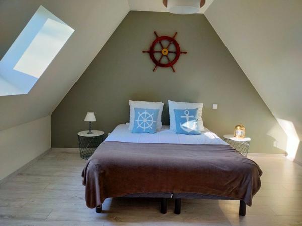 Propriete à vendre 12 pièces RIEC SUR BELON (29) Chaumières - 4 logements - Terrain de 5600m²