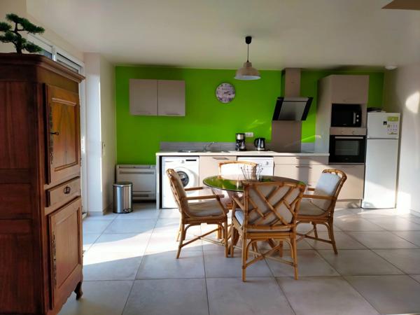 Propriete à vendre 12 pièces RIEC SUR BELON (29) Chaumières - 4 logements - Terrain de 5600m²