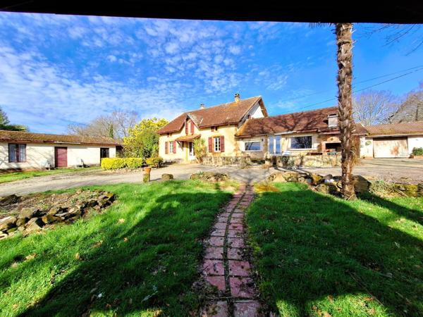 ⭐ Maison sans vis-à-vis – 219 m² – Terrain 1 861 m² – Sarragachies