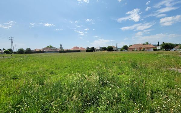 Terrain à vendre    Denguin