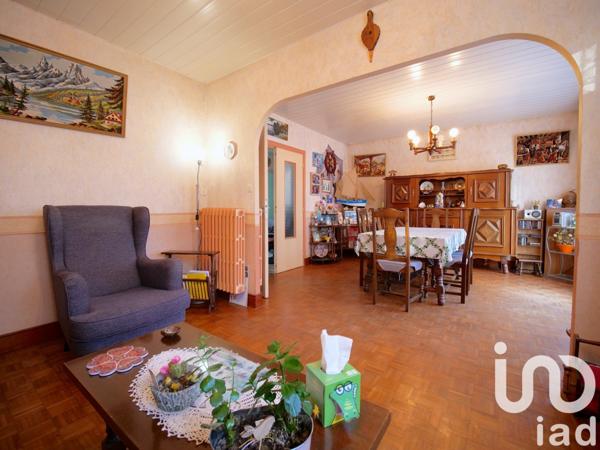 Maison 6 pièces de 135 m² à Quéven (56530)