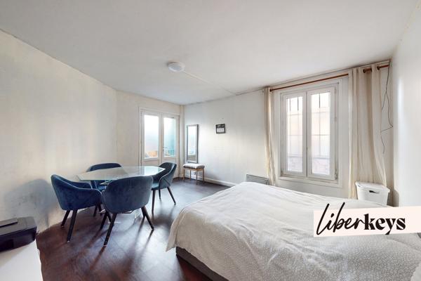 Appartement vendu loué à Saint-Ouen – Cour privative et double cave