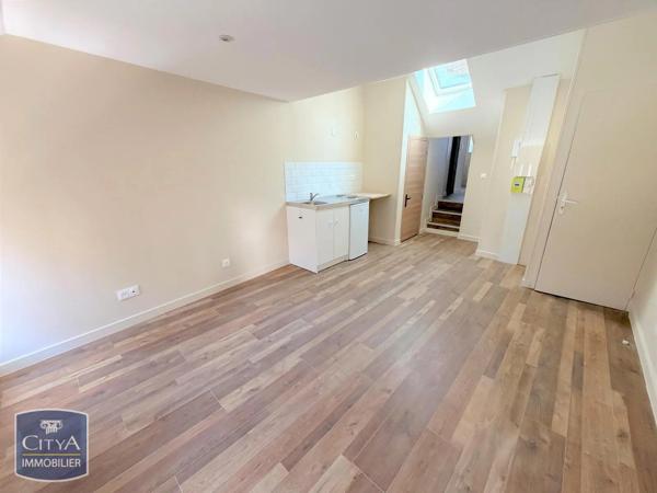 Appartement à louer 2 pièces 32.03m² Laon (02000)