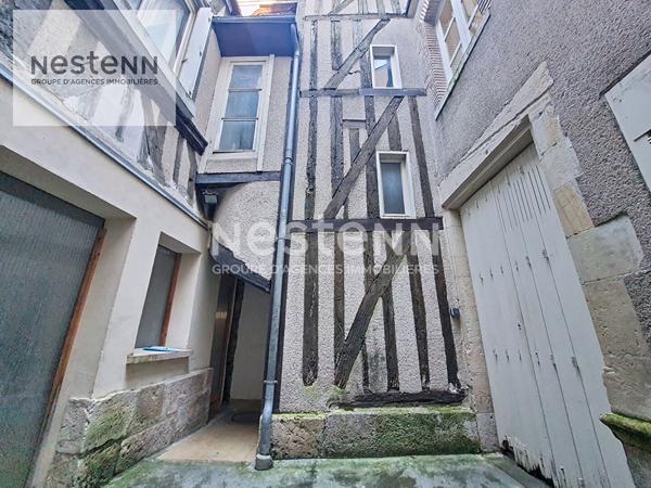 ORLEANS CHARPENTERIE - immeuble complet comprenant 4 APPARTEMENTS