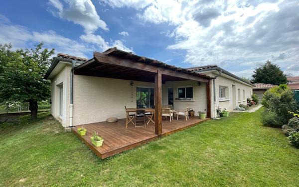 Maison à vendre    6 pièces • 228,45 m2 Trévoux