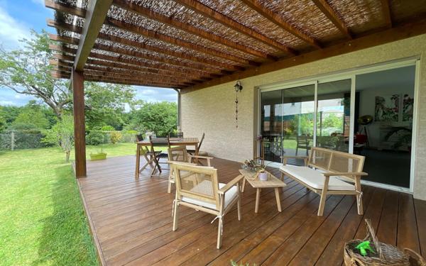 Maison à vendre    6 pièces • 228,45 m2 Trévoux