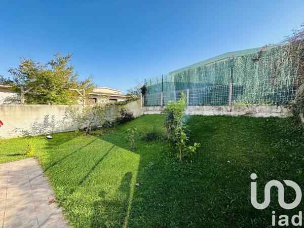 Maison 5 pièces de 90 m² à Mourenx (64150)