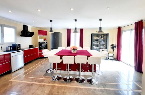 Maison 5 pièces 187.93 m2