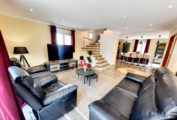 Maison 5 pièces 187.93 m2